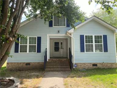 Main picture of 108 Poplar Grove Cres