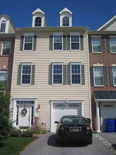 Main picture of 819 Hubble Ave