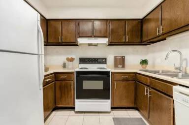 Main picture of 4443 Mobile Dr