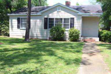 Main picture of 1705 Avalon Ave