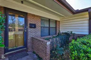 Main picture of 3749 N 14th St