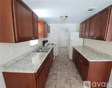 Main picture of 302 Grand Blvd