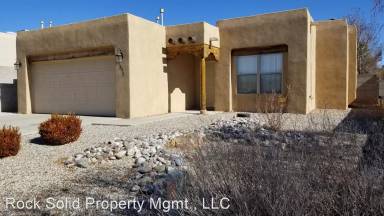 Main picture of 10916 Montecillo Dr NW