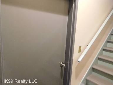 Main picture of 222 N 13th St