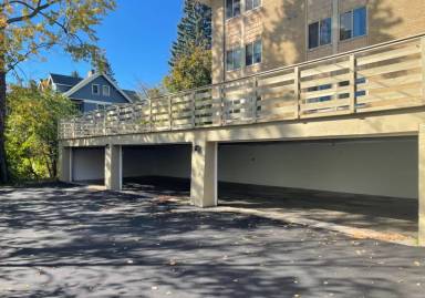 Main picture of 1926 E 2nd St