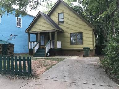 Main picture of 1006 Martin St SE