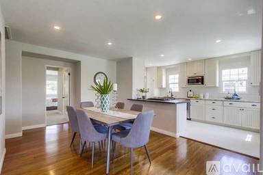 Main picture of 4757 49th St