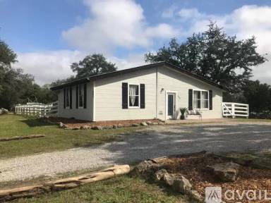 Main picture of 605 Turkey Tree Rd