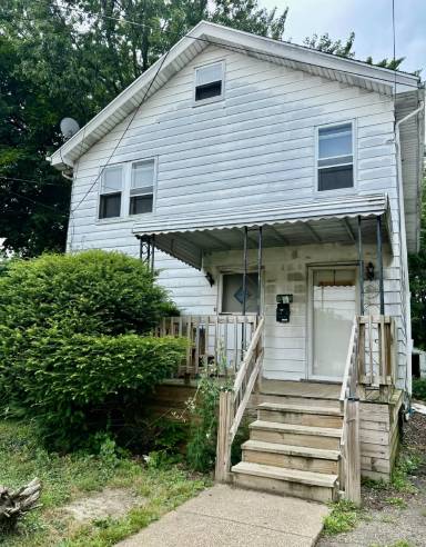 Main picture of 1036 Clay St