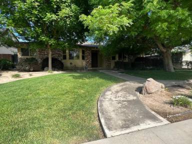Main picture of 2618 14th Ave