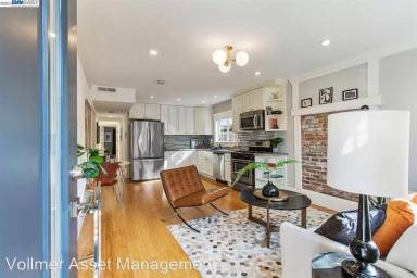 Main picture of 736 47th St