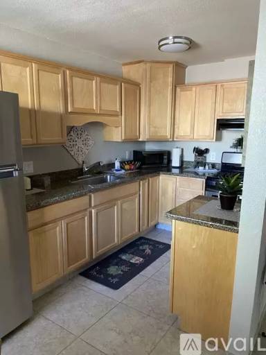 Main picture of 840 S Langley Ave