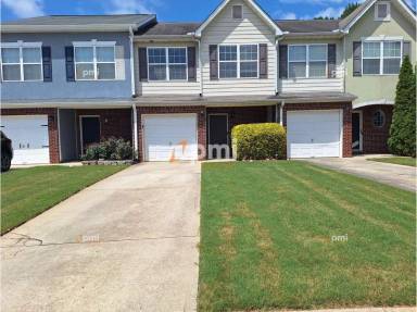 Main picture of 636 Georgetown Ct