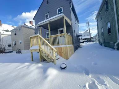 Main picture of 1706 Davidson St