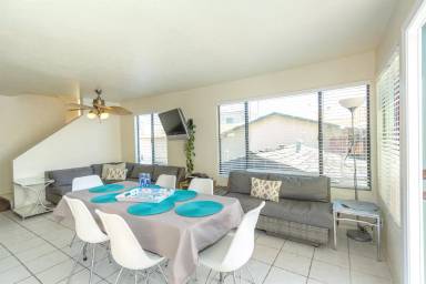 Main picture of 812 Liverpool Ct