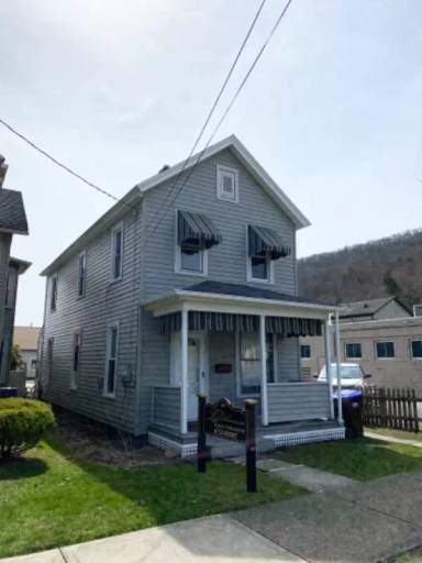 Main picture of 627 12th St