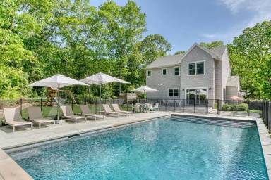 Main picture of 24 Harbor View Dr