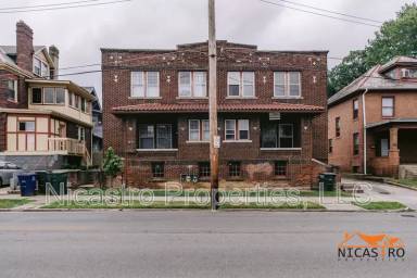 Main picture of 2064 Indianola Ave