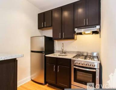Main picture of 4614 N Paulina St