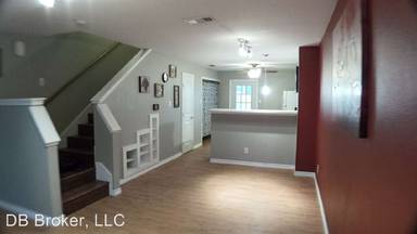 Main picture of 8 Bratton Dr