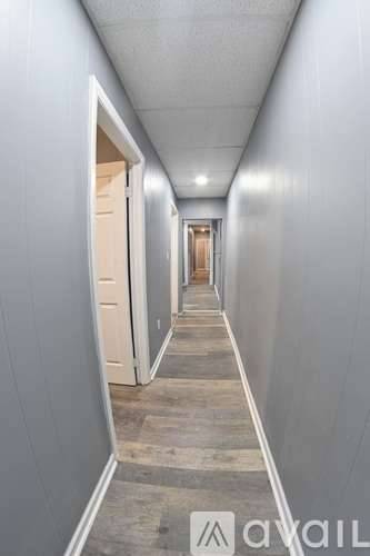 Main picture of 221 Lakeview Ave