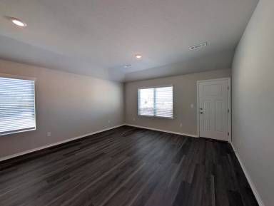 Main picture of 2501 E Fox Meadow St