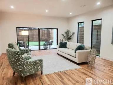 Main picture of 4219 Delano Pl