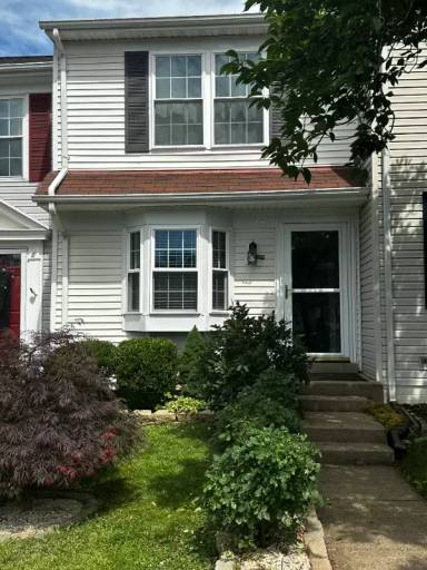 Main picture of 23 Quincy Ct
