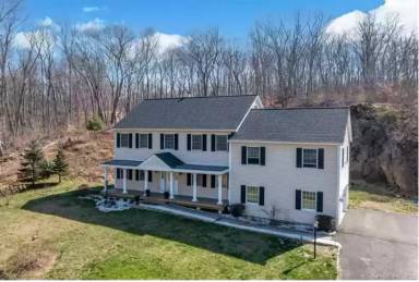 Main picture of 10 Secor Rd