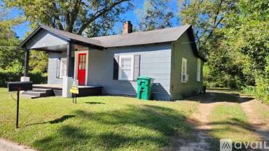 Main picture of 841 South St