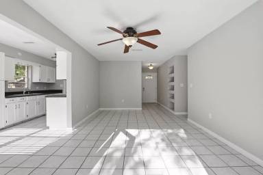 Main picture of 3741 NW 21st Dr