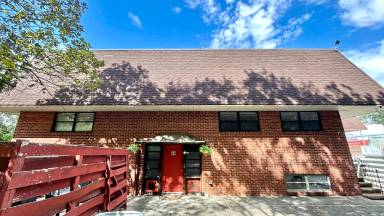 Main picture of 3074 Midway Rd