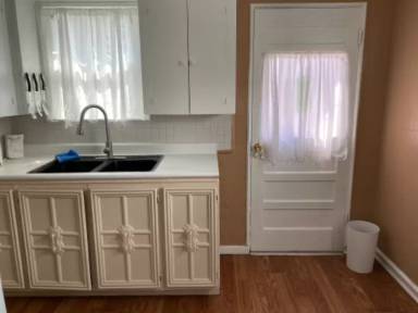 Main picture of 165 Anita Cir