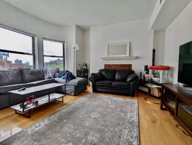 Main picture of 636 Beacon St