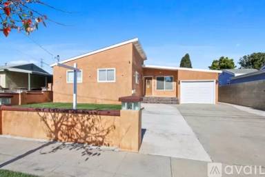 Main picture of 4125 W 179th St