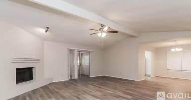 Main picture of 5828 Weddington Rd