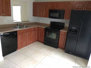 Main picture of 6255 SW 47th Mnr
