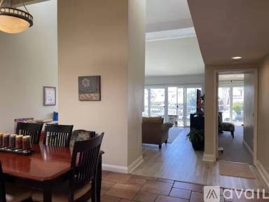 Main picture of 88 Kingston Ct W