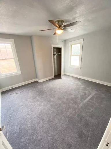 Main picture of 1601 Laketon Rd