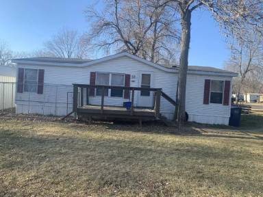 Main picture of 403 12th St SE