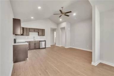 Main picture of 152 Copper Oaks Dr