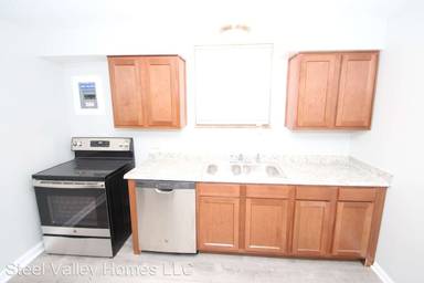 Main picture of 4010 Hillman Way