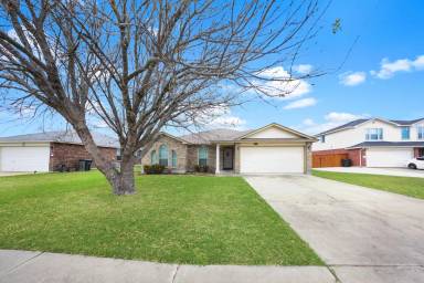 Main picture of 5206 Waltz Ct