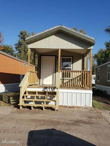 Main picture of 442 Millers Ln