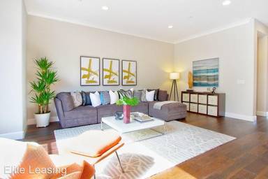 Main picture of 216 Summit Way