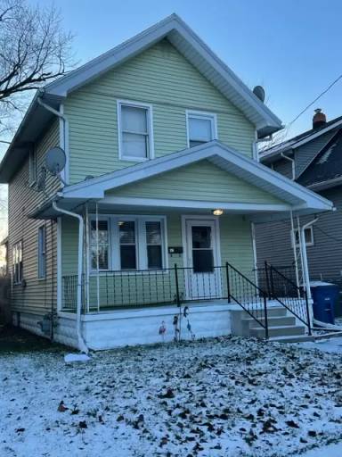 Main picture of 136 Carbon St