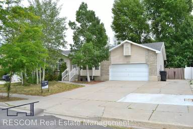 Main picture of 1838 N 725 W