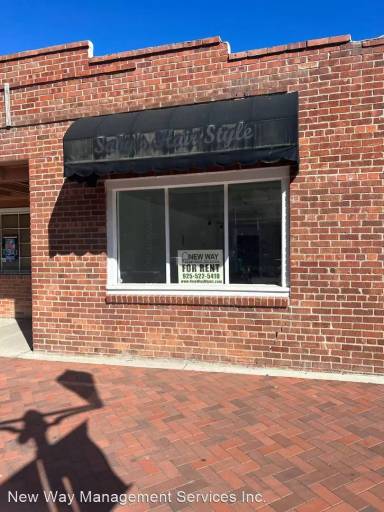 Main picture of 799 Railroad Ave