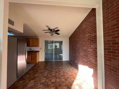 Main picture of 103 1st St