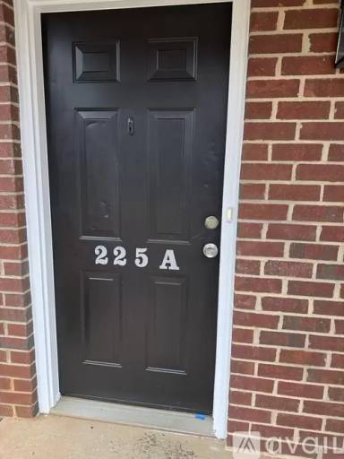 Main picture of 225 Springfield Cir